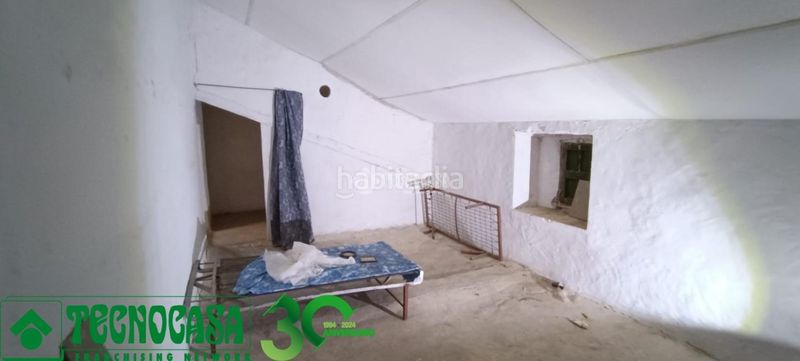 Foto f92e4882-e617-4b62-b092-4902e6b1342d. Casa aparellada a Quero