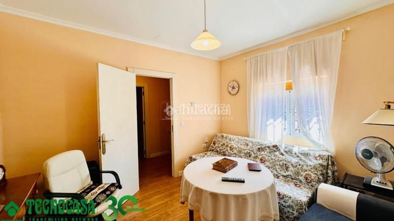 Foto d575c93d-fa0b-4197-b44b-492bacf79554. Casa pareada casa en venta en Alcázar de San Juan