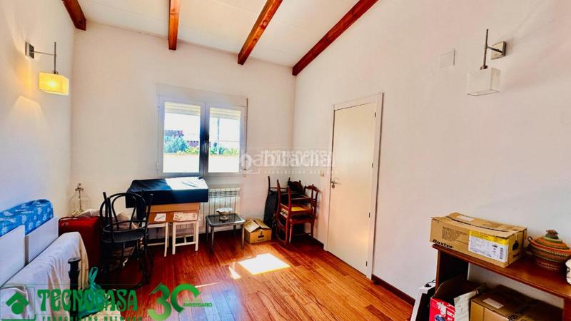 Foto e10bb4d9-b4fb-49aa-ac29-710aed78c7c5. Casa pareada casa en venta en Alcázar de San Juan