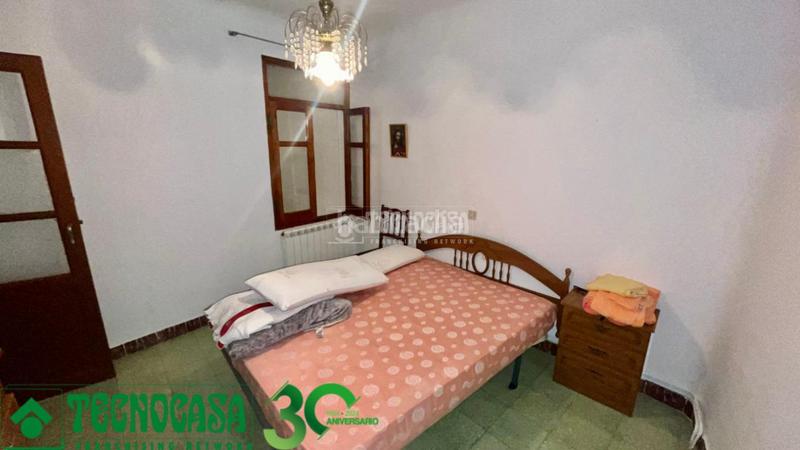 Foto 2525698e-f3a9-42b4-8ace-d7a8edd90a7a. Casa aparellada a Herencia