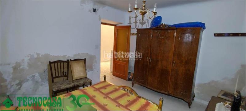 Foto 3818a67d-5105-4e99-92f4-1aa023b83ce7. Casa aparellada a Herencia