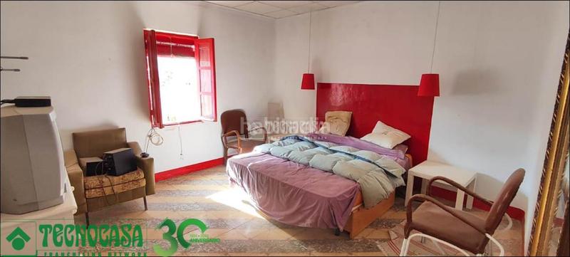 Foto 4267d7f4-295b-47ab-99c1-b534f9d0ce02. Casa aparellada a Herencia