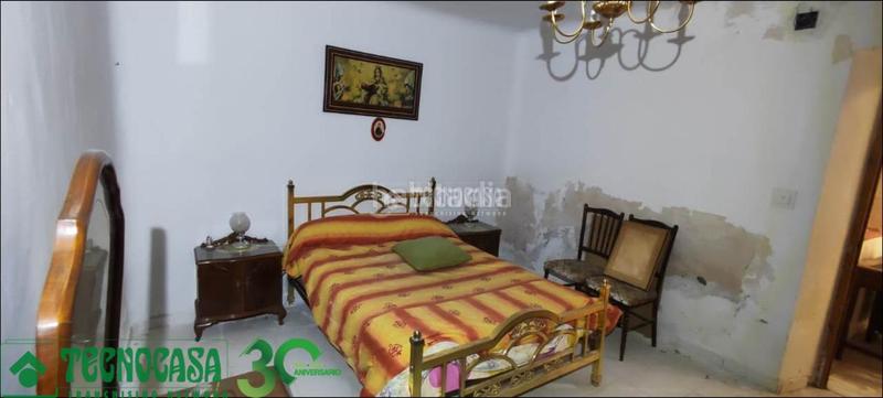 Foto a3949933-115d-448c-aa96-d09c82b22021. Casa aparellada a Herencia
