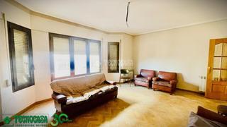 Casa aparellada  N/a. Casa en venta en villacañas