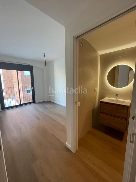 Foto 986874e4-7dcc-468a-8a14-9c85969e5f7c. Local commercial 513m<sup>2</sup> dans carrer del president companys 8 dans Santa Coloma de Gramenet