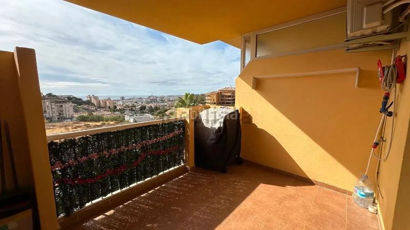 Foto e44fd29f-2b67-46aa-bc38-f81970eff482. Piso en calle isabel la catolica 1 ?? dúplex ático en Los Pacos – ????? en Fuengirola