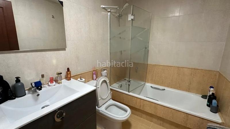 Foto e7f8af34-80e7-4018-93b2-e13ce5cd5036. Piso en calle isabel la catolica 1 ?? dúplex ático en Los Pacos – ????? en Fuengirola