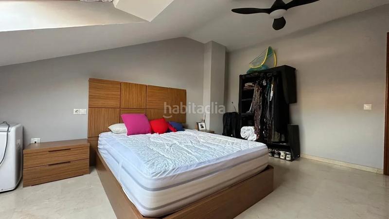 Foto ea0b3987-b2ea-4d0e-a51b-b0a6b5f0d1ef. Piso en calle isabel la catolica 1 ?? dúplex ático en Los Pacos – ????? en Fuengirola