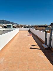 Attique à Los Ríos. Ático en mijas costa ( las lagunas) con terraza y solarium