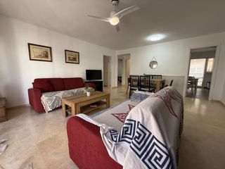 Pis a Calle asturias 9. Magnifico piso en segunda linea de playa