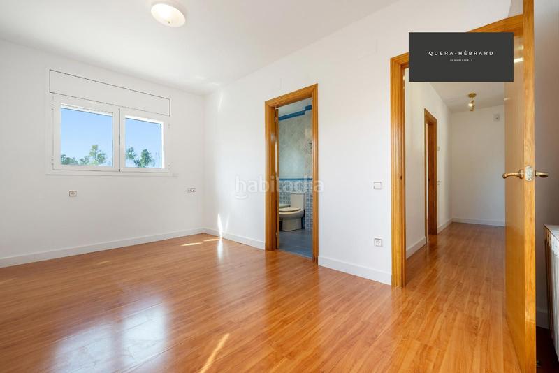 Foto 6111c189-f57d-43c9-84ee-c140db130387. Chalet con riscaldamento parcheggio piscina in Población de Arroyo