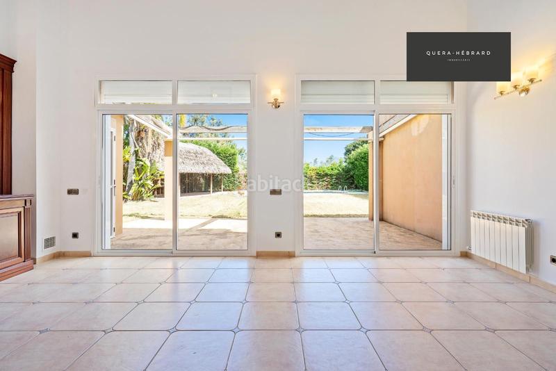 Foto 8bc0588e-b11f-49c7-a9d1-ea5f36c597f1. Chalet con riscaldamento parcheggio piscina in Población de Arroyo