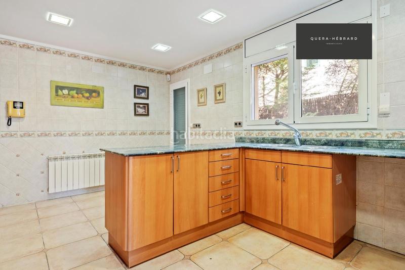 Foto 90668c67-0270-4747-834e-211f88437a90. Chalet con riscaldamento parcheggio piscina in Población de Arroyo