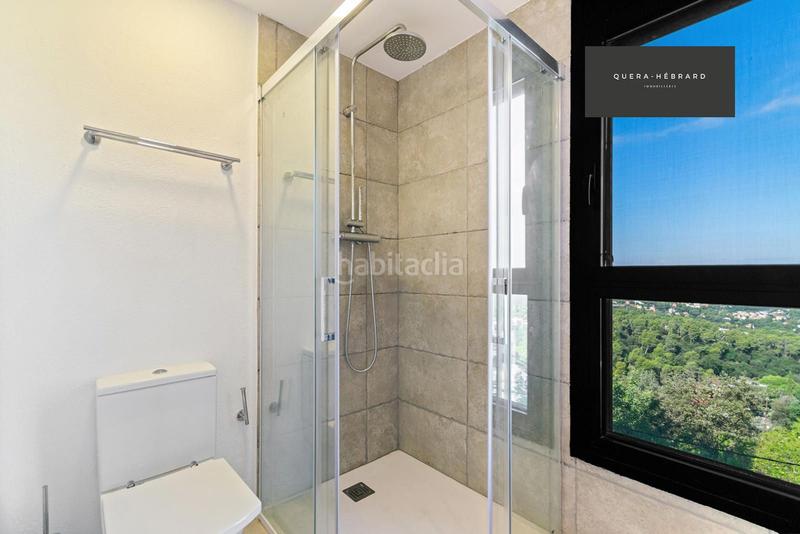 Foto 113e965a-0d1a-43b7-baa2-d4794a0a23f9. Chalet con riscaldamento parcheggio piscina in La Floresta Sant Cugat del Vallès