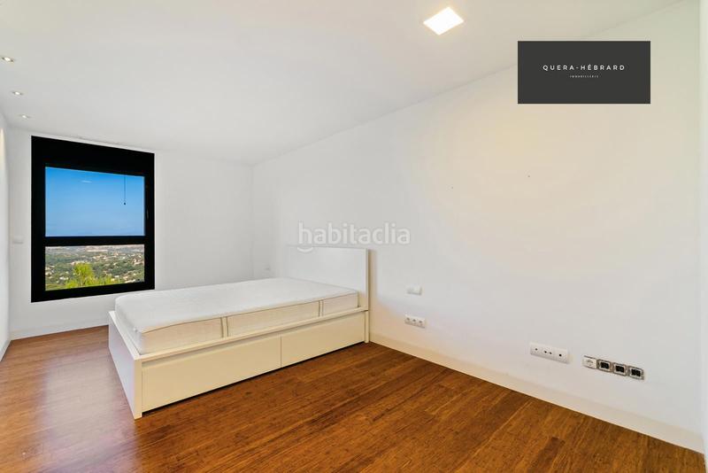 Foto b79b673a-610e-43bc-9575-18140f227524. Chalet con riscaldamento parcheggio piscina in La Floresta Sant Cugat del Vallès