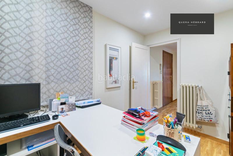 Foto 53480792-33b8-43e4-90a9-8f046bf597b4. Appartamento con riscaldamento parcheggio in Barri del Centre Terrassa