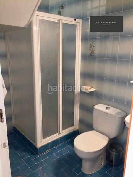 Foto a79f93da-414f-4c17-8a6a-79129ed46be0. Casa adossada amb calefacció aparcament piscina a Terrassa