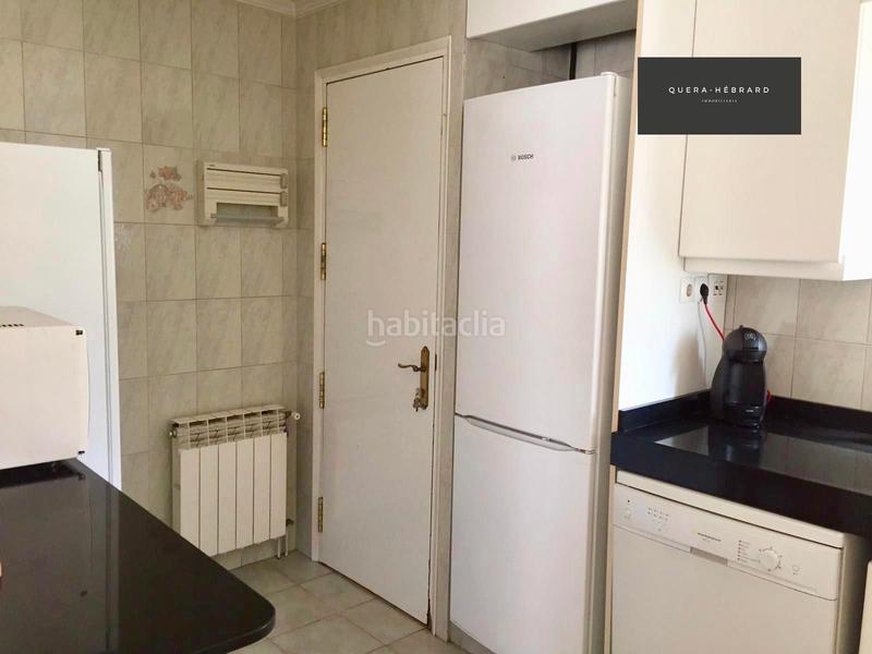 Foto b9a19c66-19a8-4d89-9dd9-5063a2f50d14. Casa adossada amb calefacció aparcament piscina a Terrassa