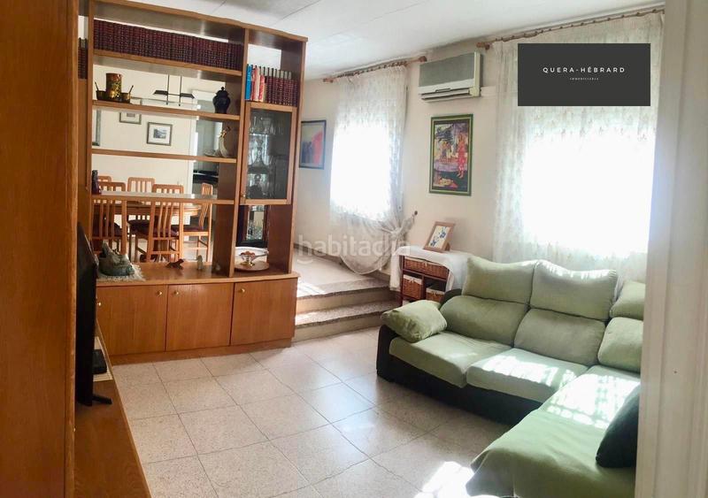 Foto ecdc663b-e232-43eb-b014-15e5fd51a6b8. Casa adossada amb calefacció aparcament piscina a Terrassa