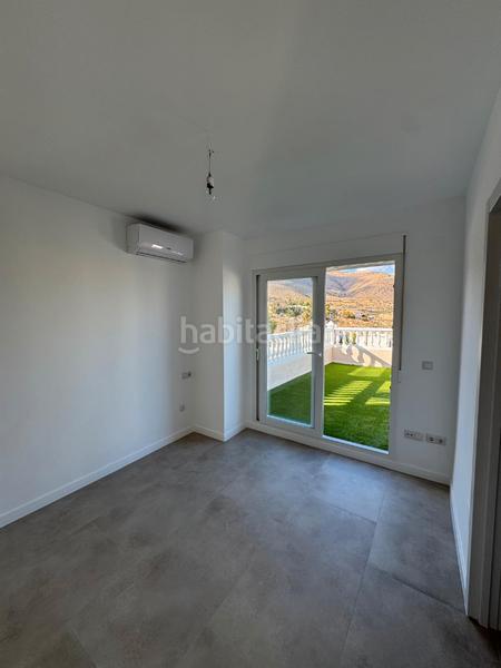 Foto cf09d68a-68d0-4490-8b8e-b64cb9b2cab7. Xalet a Campello Pueblo Campello (el)