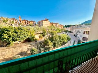 Flat in Polop. Piso en polop