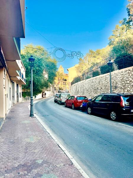 Foto f95f08b6-efce-4f79-b407-c059016b6154. Pis a Polop