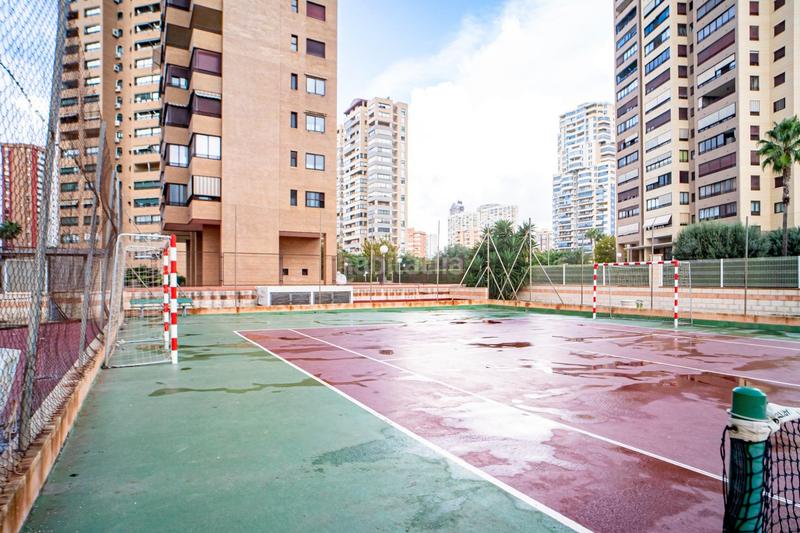 Foto 5e2b4665-869f-4b07-bfb7-8b1fc0f12aab. Pis amb aparcament piscina a Juzgados - Plaza de Toros Benidorm