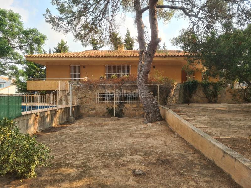 Foto c2ccd9c3-c002-40db-ae77-e40ce6d34002. Chalet  para reformar en Sierra Helada Benidorm