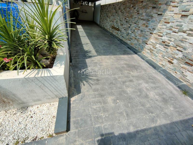 Foto d176b945-f2ad-4a52-bc0d-42e4411d6c33. Chalet with parking pool in balcón de Finestrat-terra marina Finestrat