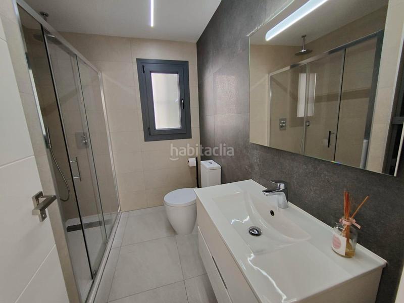 Foto d3ecd383-7ade-4f6a-a57d-8972efceb09d. Chalet with parking pool in balcón de Finestrat-terra marina Finestrat