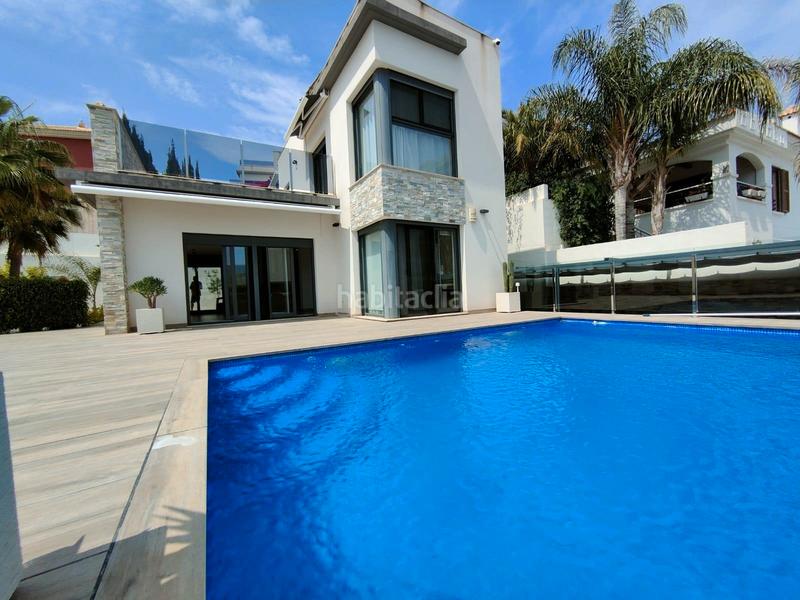 Foto f3fcff1e-2d37-4fb7-b233-82ddbb4fa8e2. Chalet with parking pool in balcón de Finestrat-terra marina Finestrat