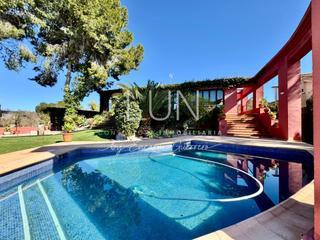 Chalet en Altorreal - El Chorrico. Chalet de estilo mediterraneo en altorreal