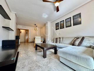 Alquiler Piso en Altorreal - El Chorrico. Se alquila precioso piso en altorreal
