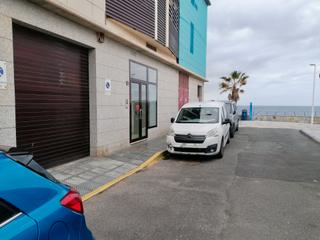 Parking voiture  Calle timagan. ¡protege tu coche y gana tranquilidad! plaza de garaje segura y