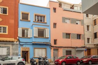Maison jumelée  Calle dos de mayo. Un tesoro a renovar: vivienda unifamiliar adosada a pasos del pa