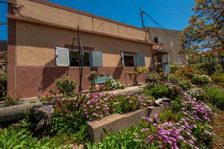 Casa a Calle galas 64. Vive en la tranquilidad de la naturaleza: casa familiar con huer