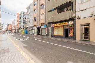 Location Local commercial  Calle tomás miller. ¡haz realidad tu sueño empresarial! local comercial en ubicación
