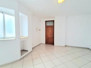 Rent Flat  Plazoleta de farray. Piso sin muebles en alquiler