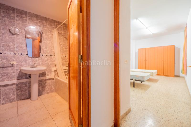 Foto db944ec3-f373-4a10-94c3-5ae24922ad9a. Pis a Arenales - Lugo - Avenida Marítima Palmas de Gran Canaria (Las)