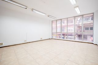 Office space in C. pdte. alvear, 8 8. Oficina en venta en mesa y lópez