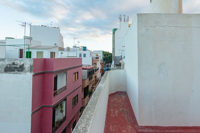 Foto 7b9f2890-ad4b-4423-b39d-995d0f90c971. Edifici a San Gregorio Telde