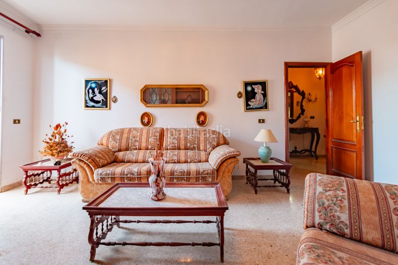 Foto a1e2a870-d755-49b3-9d97-16644b4f56fe. Edifici a San Gregorio Telde