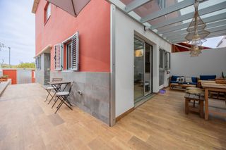 Zweistöckige Wohnung in Calle océano atlántico 10. Duplex en venta en el puertillo