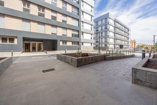 Pis a Calle camelia 19. Piso en residencial con piscina, garaje y trastero 2 dormitorios