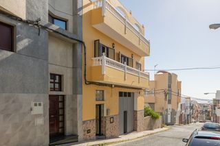 Haus  Calle diego de herrera 26. Casa unifamiliar en la herradura, telde