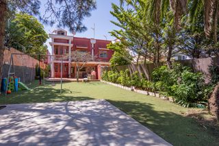 Casa adossada a C. los lentiscos 4a. Chalet adosado en santa brígida con 2 jardines