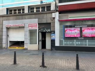 Local Comercial  Calle del general vives. Local en venta zona canteras