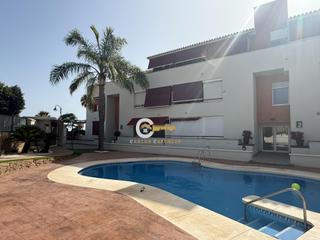 Pis a Caleta de Velez. Piso baviera golf