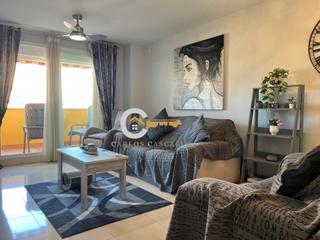 Pis a Algarrobo Costa. Piso en mezquitilla