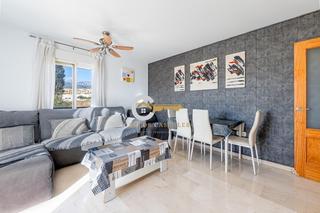 Appartement à Camino Viejo de Málaga. Piso amplio en la zona nueva